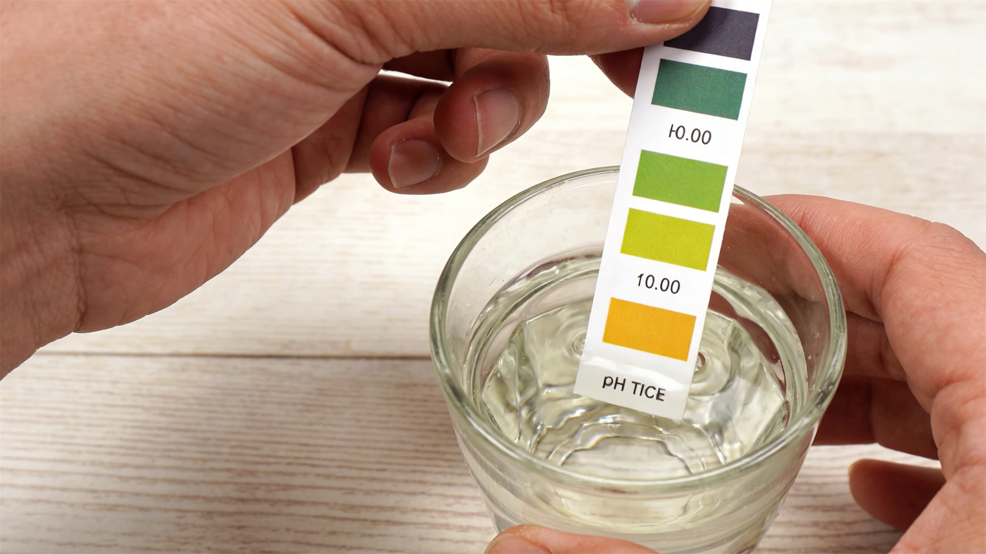 Dog shampoo ingredient analysis: Why must we insist on using a product with a pH value of 6.5-7.5?