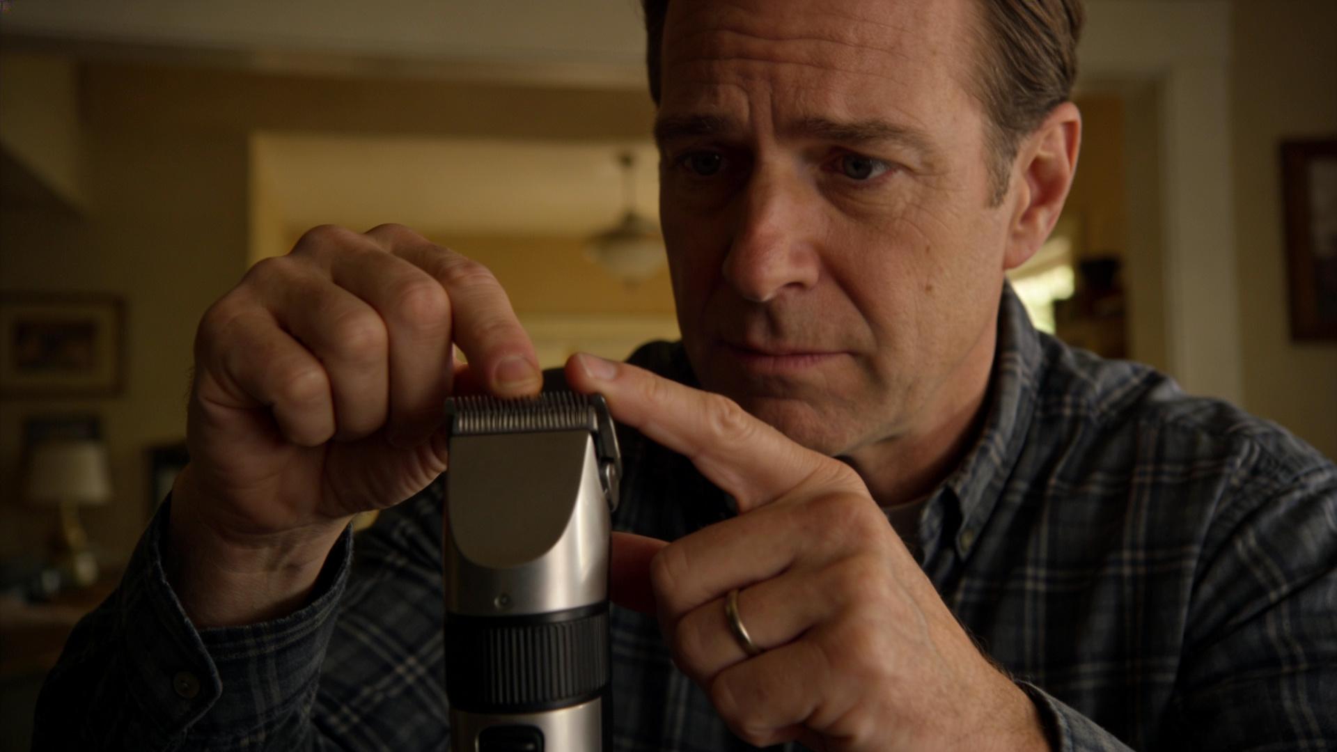 Home grooming safety guidelines: Avoid injuring your dog's skin during trimming.